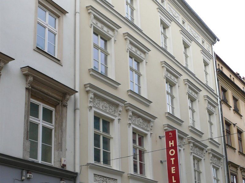 Hotel Rezydent Krasków Εξωτερικό φωτογραφία